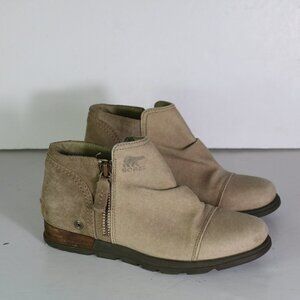 Sorel Tan Ankle Boots